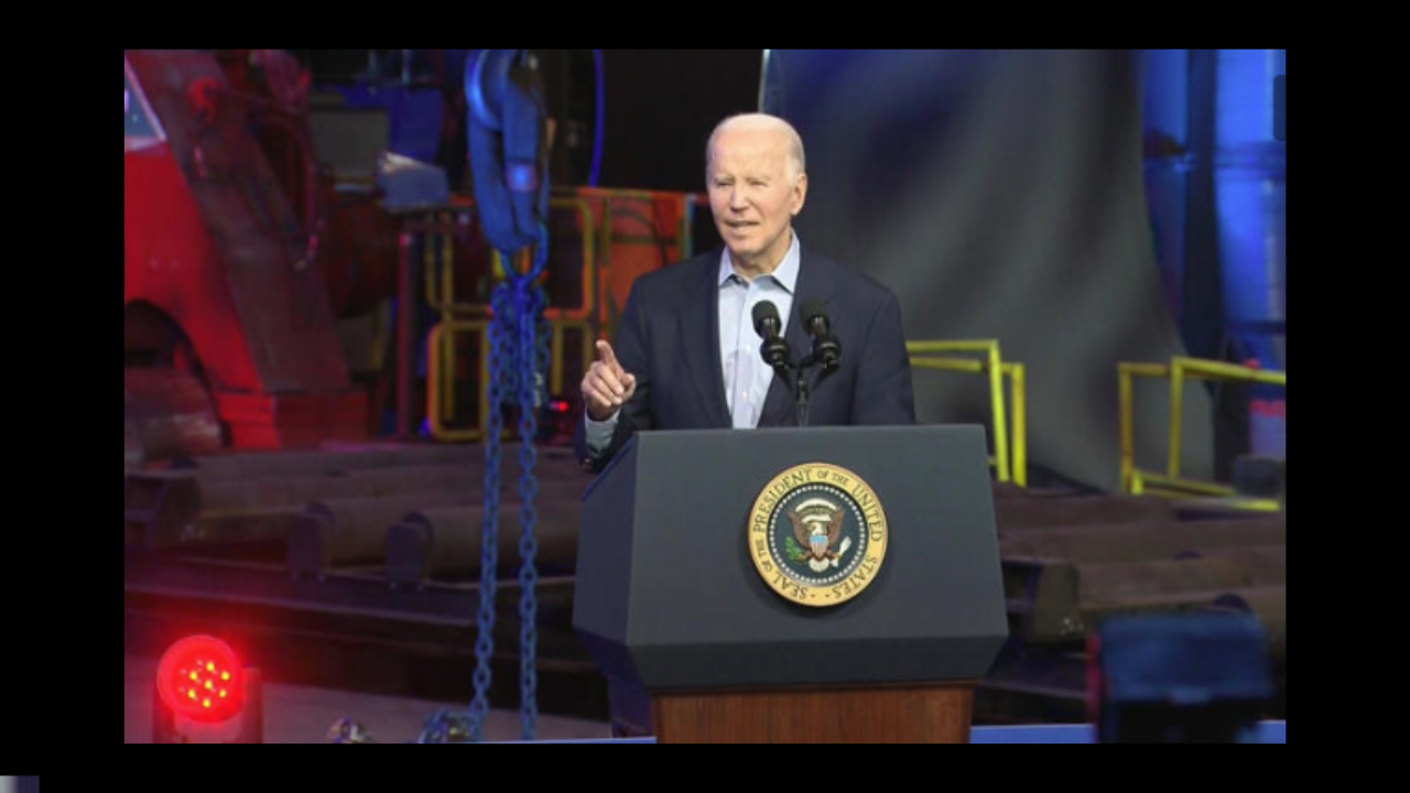 Biden crosses himself after bringing up Rep Boebert and follows with a political attack